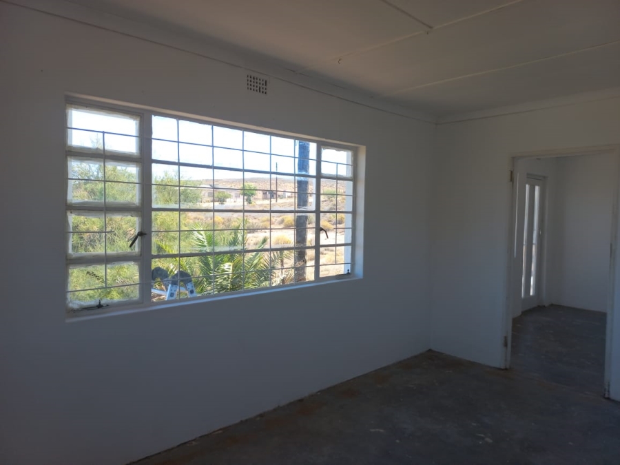 6 Bedroom Property for Sale in Bitterfontein Western Cape